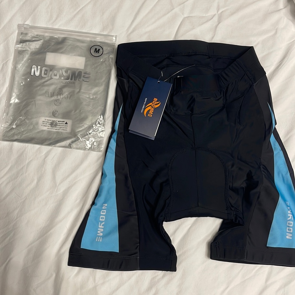 Padded cycling shorts